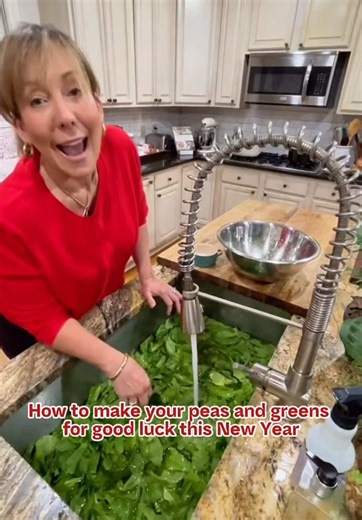 Deloris’s New Year Peas and Greens Recipe