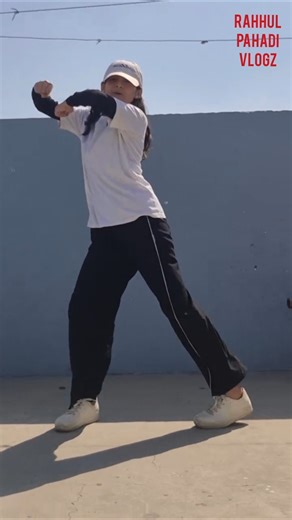 Japan turning into foot step of electric⚡️⚡️⚡️#dopamine #gururandhawa #rapbeats #rahhulpahadivlogz