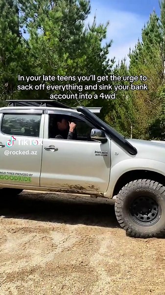 Don’t miss the sign #4x4 #4wd #nz #fyp #relatable