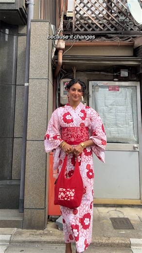 Rida Tharana on Instagram: "#Ad What do you mean my clothes can smell as good as I do? I get investing in perfumes, but honestly, your clothes need the same love. For me, it’s Comfort Perfume Deluxe and I’m never going back. Three luxury fragrances, clothes that smell divine all day, and that fresh out of the wardrobe feeling every single time. Obsessed is an understatement. Have you tried it yet? And if not, which fragrance are you picking first? #Ad #ComfortPerfumeDeluxe #smelllikeluxury"