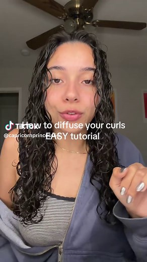 How to Diffuse Curly Hair: Easy Beginner Tutorial