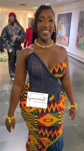 Sindika's wife is so beautiful