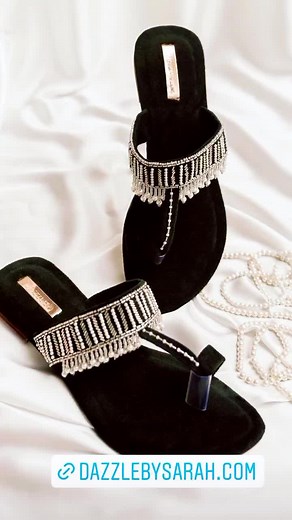 Stylish Flat Sandals Collection 2024 | Trendy Designs Showcase