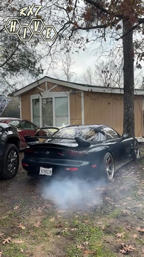 RX7 | FD FC | Rotary Builds on Instagram: "Cold Start RX7 🥶 🚘 Credits: @kash_nsx03 * Welcome to the HIVE 🐝 * Share/Repost to grow the community 🫶 Follow @Rx7.hive🔰 —— —— —— —— —— —— #rx7 #mazdarx7 #rx7fd #rx7fc #rotary #fd3s #turbo #drift #jdm #jdmcars #jdmlife #jdmlifestyle #jdmculture #rx7club #fdrx7 #rotarypower #wankel #rocketbunny #stance #boost #rx78 #rx7mazda"