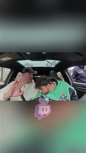 La police arrête Inoxtag et moi : PRANK INSOLITE ! #shorts