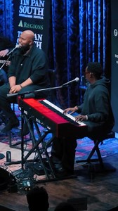 A sneak peek of “Starlight” live at @tinpansouth, and @louisyorkmusic did not disappoint. This upcoming single is pure magic. Who else is counting down the days until it drops? #newamericansoul #starlight #louisyork #newmusicalert #sneakpeek #soulfulsounds #musicloversunite #nextbighit #feelgoodmusic #onrepeatsoon | Weirdo Workshop | Facebook