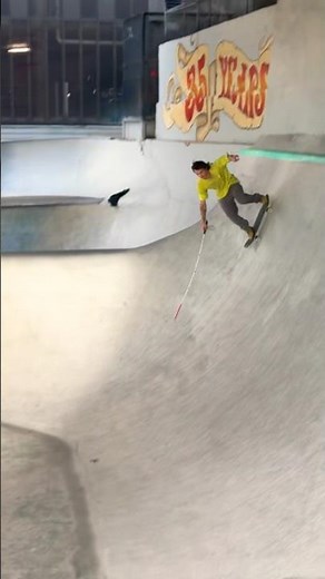 Can’t park there mate