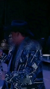 el ultimo exito grande 💪 que metio el grupo laberinto🎙️🤠 díganme si me equivoco? #GrupoLaberinto #pacoserna #elnuevocreadordeloscorridosdecaballos | Paco Serna Oficial