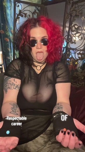 Both. Both is good. #matrix #alt #altgirl #curvy #fyp