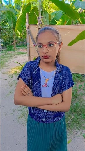 ഇതൊരു മണ്ടി കൊച്ച😃😂 #shortsfeed #funny #comedy #neethumol#ytshorts #please_like_subscribe_mychannel