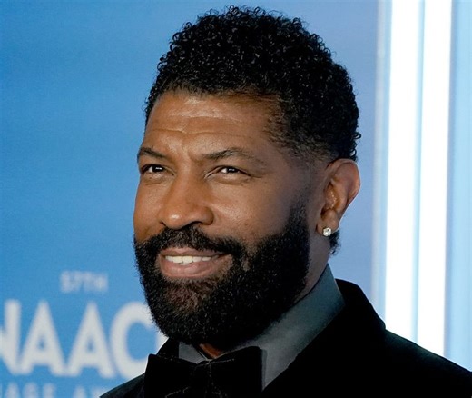 Deon Cole Receives Death Threats Over Nick Minaj Jokes
