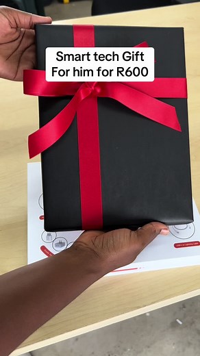 Smart Tech Gift Set for Him: Perfect for Any Occasion