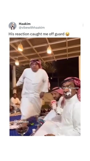 Haakim on Instagram: "This is so hilarious 😂 - - Relatable muslim memes like this hit different. Clean islamic humor, halal jokes #muslimmemes #islamicmemes #halalmemes"