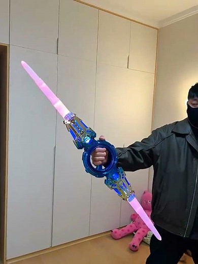 So handsome. My rotating double-edged luminous sword.