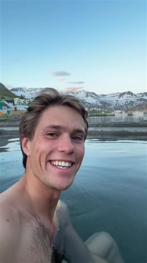 Hot Tub in Siglufjörður Iceland: Midnight Sun Relaxation