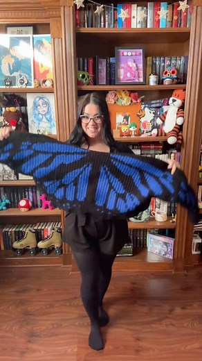Barefoot and butterflies. Crochet Butterfly cardigan pattern by @Biyabimi (on instagram) #crochet #crocheting #crochetcardigan #butterflysweater #butterflycardigan | Hooks & Twists