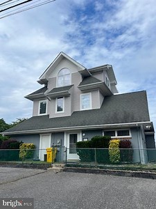 4023 Chesapeake Dr, Edgewater, MD 21037 - MLS MDAA2091302 - Coldwell Banker