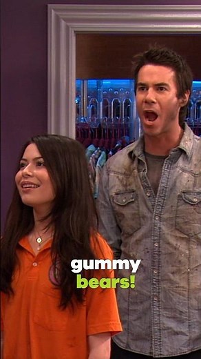 Carly's EXTREME Room Makeover 🔥 | iCarly #Shorts