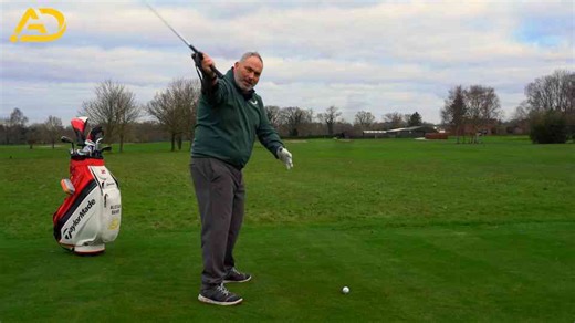 Trail wrist secret that can transform your swing