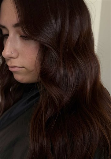 Easy Beach Waves Hair Tutorial