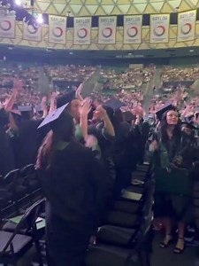 Baylor Grads Say "Thank You!" to Family & Friends