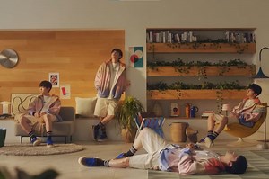Lirik Lagu Good Enough - Chanyeol EXO, dengan Terjemahan dan Hangul - Sonora.id
