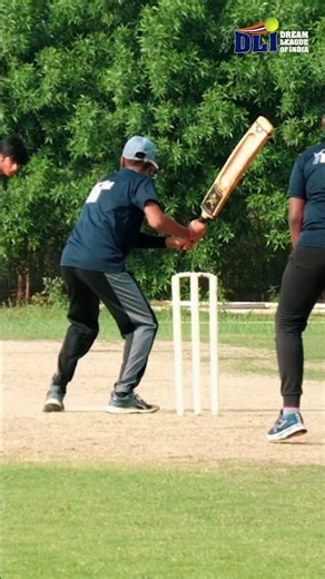 Live, breathe, and play the game 🏏⚡