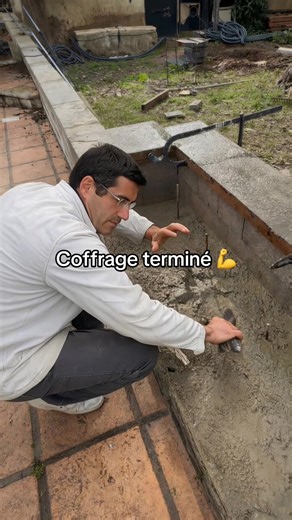 #xavier #xavierdupontdeligonnes #humour #ia #terasse