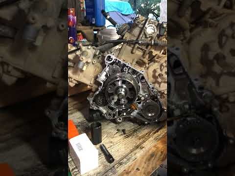 2015 Teryx4 800 flywheel and stator housing removal