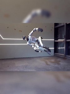 24K views · 268 reactions | Unitree Robotics, a Chinese tech company, shared an incredible video on social media this Wednesday showcasing their latest breakthrough: their G1 humanoid #robot executes the side flip with precision and deftly maintains its balance right after the maneuver, leaving viewers in awe. #TrendinginChina | Xi's Moments | Facebook
