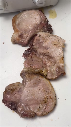 You Will Not Believe How Quick This Pork Chop Toaster Recipe Is