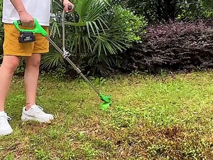 String Trimmer Handle, Weed Eater Handle Extension Handle Ergonomic Trimmer Grip, with Adjustable Shoulder Strap, Arm Sleeves, and Cloth Masks for Lawn Care, Landscaping, and Yard Trimming Edging
