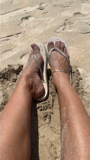 Sparkly Flip Flops And Beach Relax Time #flipflops #beach #feet