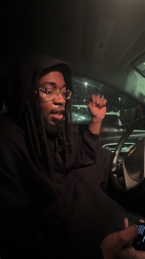 I gotta gaurd up and i stitch my heart up let’s meet up for star bucks and get it repaired #starbucksdrinks #boogie #southern