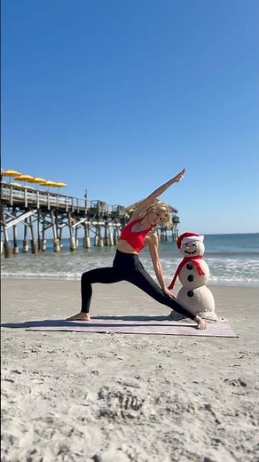 Beach Yoga Flow for Strength + Calm | Full Body Yoga Stretch Inspired by Olivia Dean Vibes