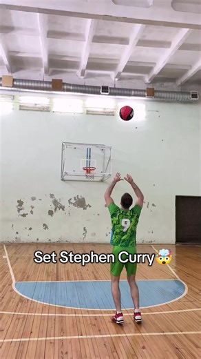 Steph Curry's Volleyball Skills on Display