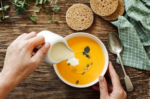 5 budget-friendly slow cooker soup recipes that you can simply set and forget
