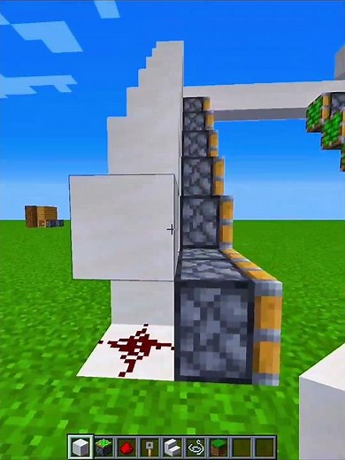 How to make an automatic escalator? #minecraft #howtobuild #minecraftshorts