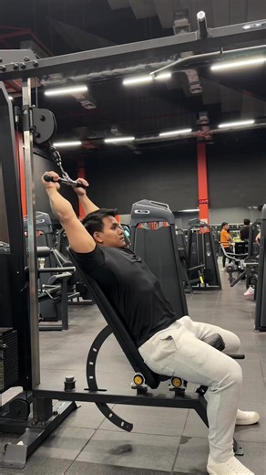 แนะนำท่าเล่น หลังแขนที่ง่ายๆ #เทรนเนอร์ #ราชบุรี #ฟิตเนส #gym