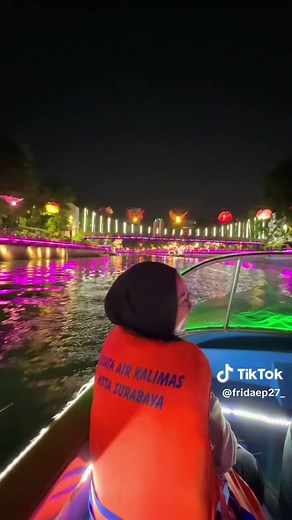 Wisata Kalimas Surabaya: Menikmati Keindahan Malam