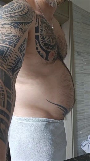 Daddy muscle big fat belly bear 🐻 #daddymusclebear #bellybear