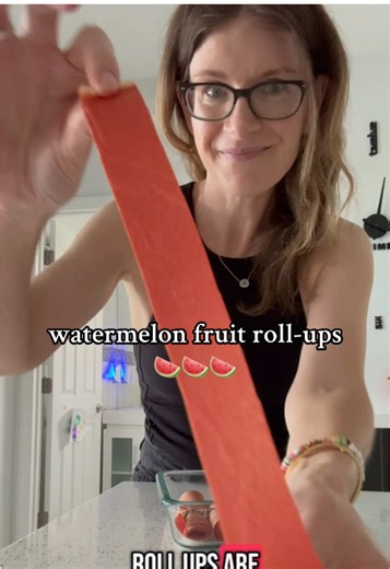 Delicious Watermelon Fruit Roll-Ups Recipe for Summer