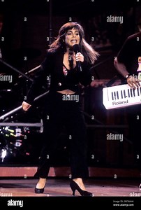 Paula Abdul performing at the MTV Music Video Awards in 1989 Credit: Ron Wolfson / MediaPunch Stock Photo - Alamy
