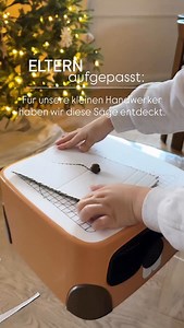 Auf jeden Fall ist die Säge eine gute Arbeitsbeschaffungsmaßnahme und Beschäftigungsmöglichkeit für die Kleinen. Und nebenbei passt das Altpapier besser in die Tonne🥳 Ich verlinke sie Euch in meiner Story☺️ | _christelle____