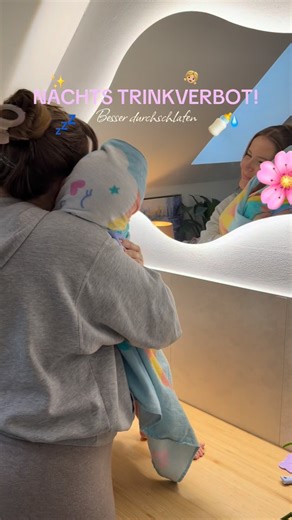 ᴍɪʀᴇʟʟᴇ ᴊᴊć 🌸✨🌈☀️ on Instagram: "Ich hab mal wieder ein kleines Experiment für uns und euch ausprobiert und teile jetzt meine Erfahrung mit✨🩷 Und zwar hab ich einfach gemerkt, dass die Kleinen nachts nicht unbedingt trinken wollen, weil sie immer Durst haben - sondern es manchmal einfach nur brauchen, um weiter zu schlafen. Das ist auch alles gar kein Problem, aber ich dachte mir komm, wie kann ich den Schlaf von der kleinen Maus noch ein bisschen für sie verbessern. Und das einzige, wodurch