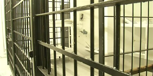 Kansas City man accused of attempted jail escape through ceiling