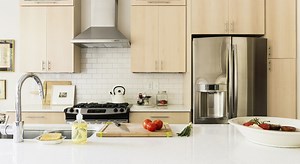 3 astuces pour réparer un trou dans un plan de travail