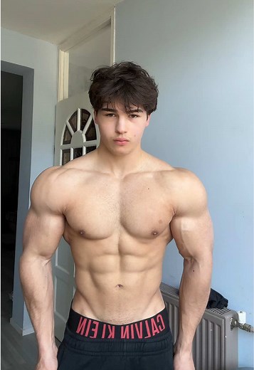 Starved #gym #fyp #gymtok | Gym Tiktok