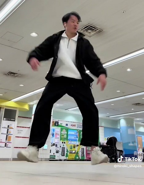 かめりあ-ヒアソビ(重音テトカバー) 色々あって上げなおし！！！すまん！！！みんな踊って！！！ #ボカロ #ボカロ曲 #shuffledance #シャッフルダンス #cuttingshapes #カッティングシェイプス #おすすめにのりたい #fyp