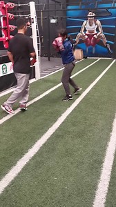 Que tal. Un poco más del talento fresero de la Irapuatenses Marisol Rodríguez, ahora con paletas de boxeo y de la mano de entrenador en jefe Jesús Maldonado. El box es claro mejor, con los profesionales del Box de Maldonado Boxing Club. | Azteca Boxing Club